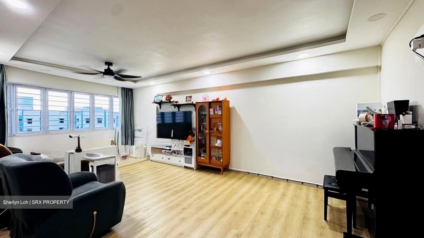 Blk 671A Jurong West Street 65 (Jurong West), HDB Executive #554223351